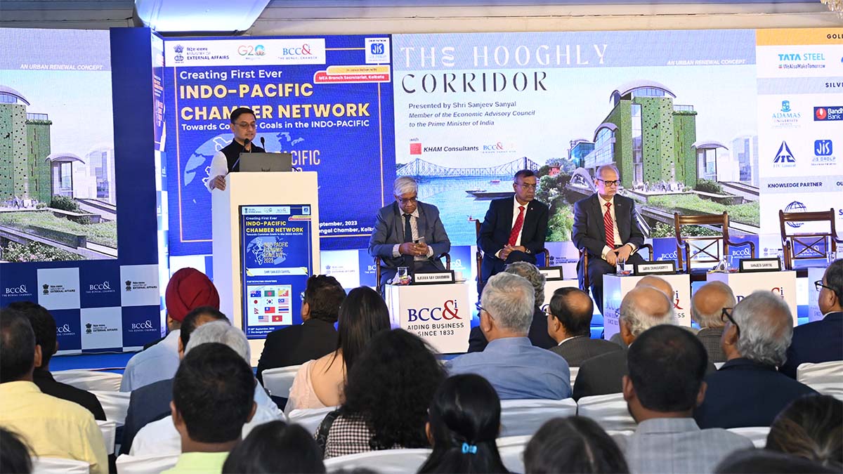 Shri Sanjeev Sanyal during his Day 2 conclave address on 29th September 2023