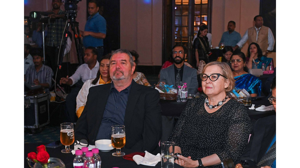 Esteemed Guests at the BCC&I Annual Night 2023 featuring 𝗗𝗲́𝗳𝗶𝗹𝗲́ 𝗱𝗲 𝗺𝗼𝗱𝗲 a specially curated Runway Walk Of the Members