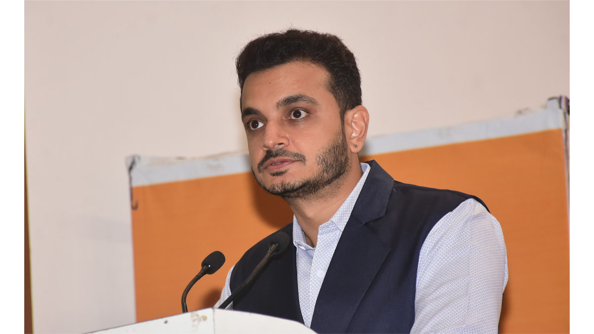 Mr. Shalin Joshi, Manager Sales & Marketing – Industrial Packaging, Balmer Lawrie & Co. Ltd. speaking at the Inaugural Session of the Conclave