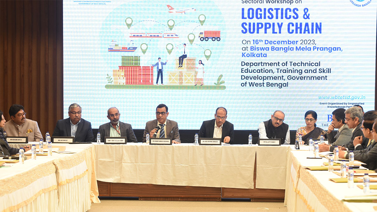 Inaugural Session (From L_R) : Mr Debashis Dutta, Chairman, Shipping and Logistics Committee, BCC&I and Director, BGS GROUP (B G Somadder& Sons Private Limited); Mr Gautam Ray, President, BCC&I & Executive Director (HR & Admin.) - CESC Limited & President (HR) – Power Group, RPSG; Shri P. Uday Kumar Reddy , General Manager, Metro Railway, Kolkata; Sri Anoop Kumar Agrawal, IAS, Principal Secretary, Department of Technical Education, Training & Skill Development, Government of West Bengal; Dr. Hari Krishna Dwivedi, IAS, Chief Secretary, Government of West Bengal; Sri Rajesh Pandey, Principal Secretary MSME & T Department, Government of West Bengal and Smt. Vandana Yadav, IAS, Principal Secretary, Department of Industry, Commerce and Enterprises, Government of West Bengal.
