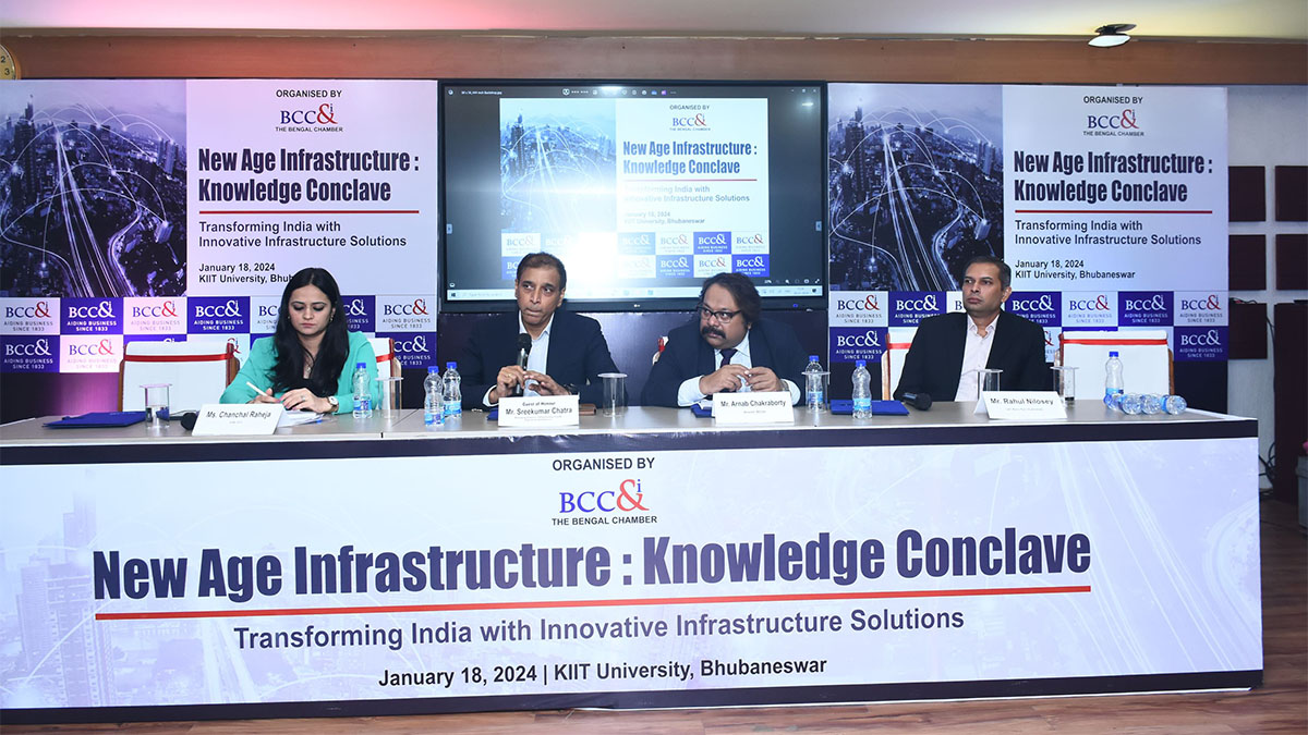 Business Session IV: Discussion on “InvIT: A Game Changer in Infra Financing” (L-R)- Ms. Chanchal Raheja, AGM, IIFCL, Mr. Sreekumar Chatra, Managing Director- Infrastructure Funds, Edelweiss Alternatives, Mr. Arnab Chakraborty, Director, BCC&I, Mr. Rahul Nilosey, CFO, L&T Metro Rail (Hyderabad)