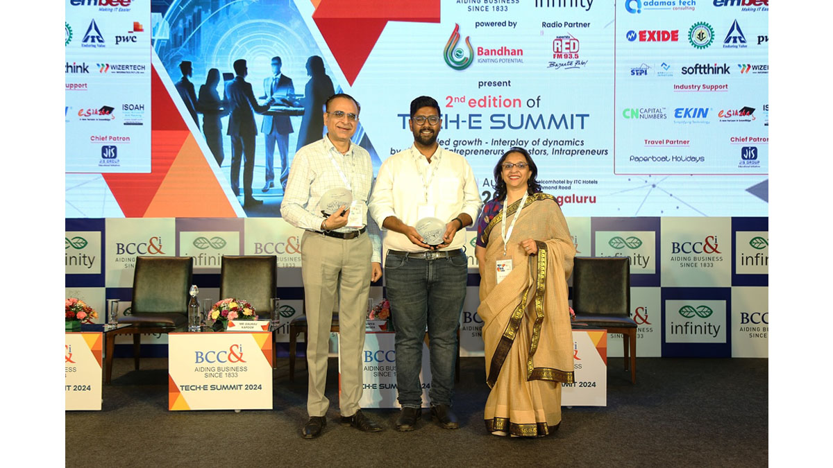 L-R: Mr Gaurav Kapoor, Chief Business Officer, IIM Calcutta Innovation Park; Mr. Soumya Tapan Misra, Co-Founder and Director, SISIR Radar Pvt Ltd; Ms. Minal Bhagat, Director, Ensonic Computech Pvt Ltd.