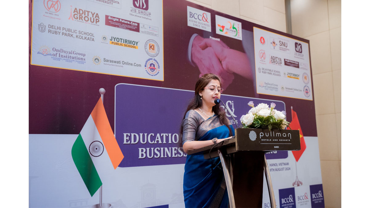 Ms. Swarnali Dhar, Deputy Director, BCC&I addressing the audience present during the Meet