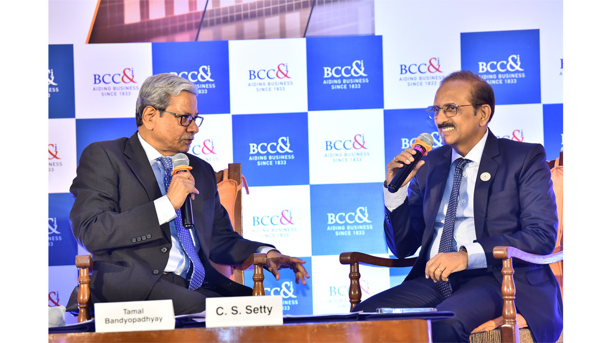 (R-L) Mr. C. S. Setty, Chairman, State Bank of India in a Fireside Chat with Mr. Tamal Bandyopadhyay, Eminent Journalist and Writer, and Mentor, Finance and Banking National Committee, BCC&I 