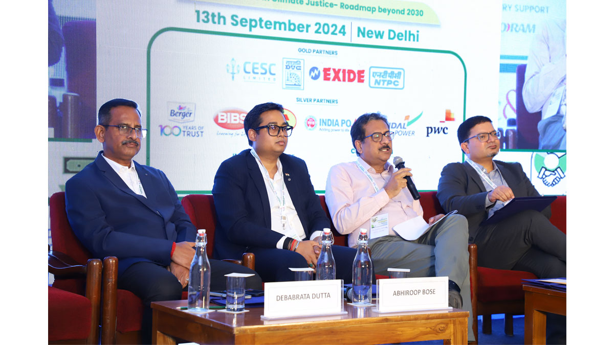 Session on Industry’s Reactions to Net Zero Roadmap beyond 2030 graced by Mr. Debabrata Dutta, ED (EMD) Environment Management Division, Steel Authority of India Limited, Mr. Abhiroop Bose, DGM, Corporate Affairs, Larsen & Toubro, Mr. Sankar Mukhopadhyay, Member, Energy Environment and Water National Committee, BCC&I and Head Asia Institute- Power Management, CESC Limited and Mr. Manas Majumdar, Partner | Lead Fuels & Resources, Oil & Gas Sector Leader, PwC India (left to right)