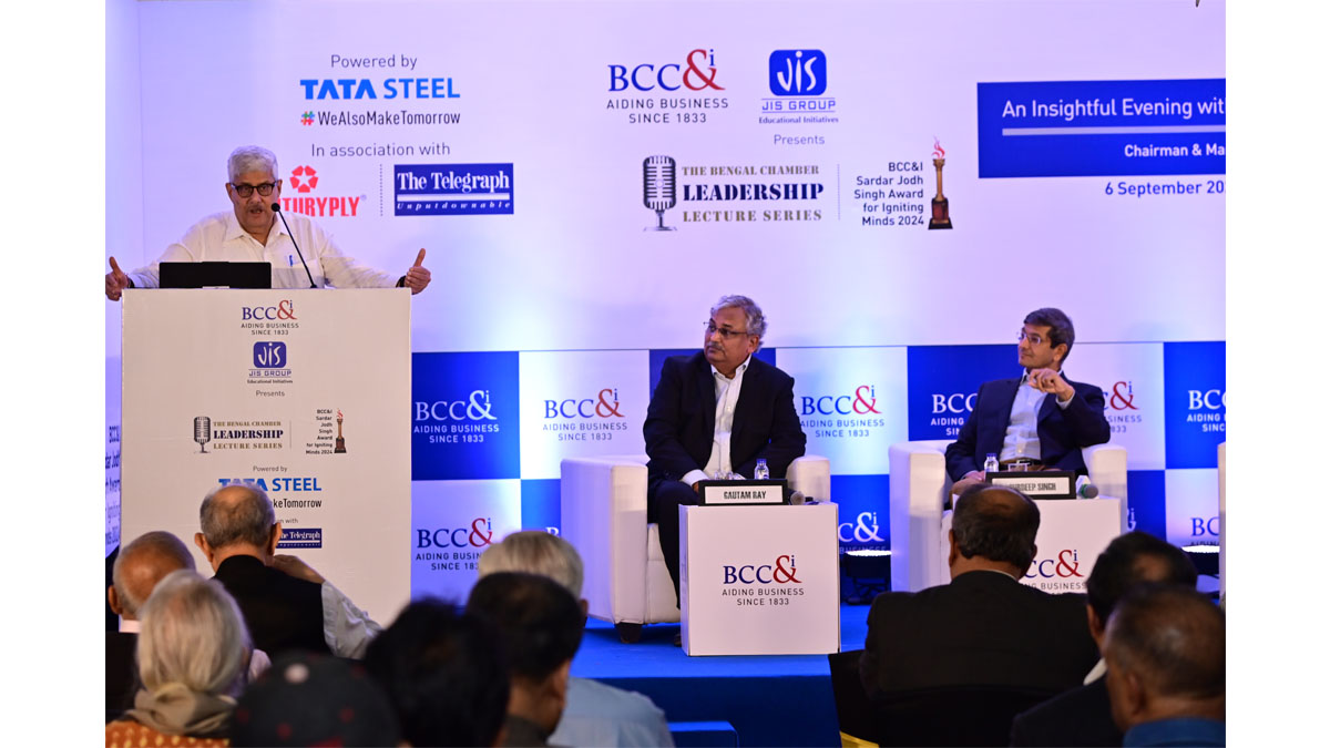 Mr. Anoop Hoon, Chairperson, Marketing and Brand Committee, BCC&I setting the context of the 8th edition of BCC&I Leadership Lecture Series