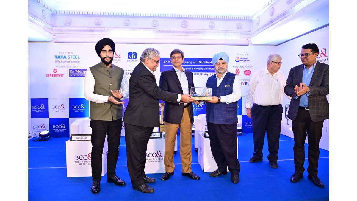 Shri Gurdeep Singh, Chairman and Managing Director NTPC Limited with his presentation on Power Sector Transition