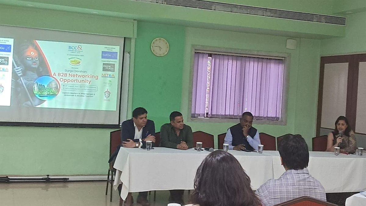 (From L-R) Mr.Shirish Nair, Sr.Manager - Corporate Sales, Mumbai, IndiGo; Mr Vishvajeet Patil, President, Maharashtra Tour Organisers Association; Mr P Vijayan, Paradise Tours Andaman; and Ms Ruhi Singh, Chief Manager, Balmer Lawrie & Co. Ltd